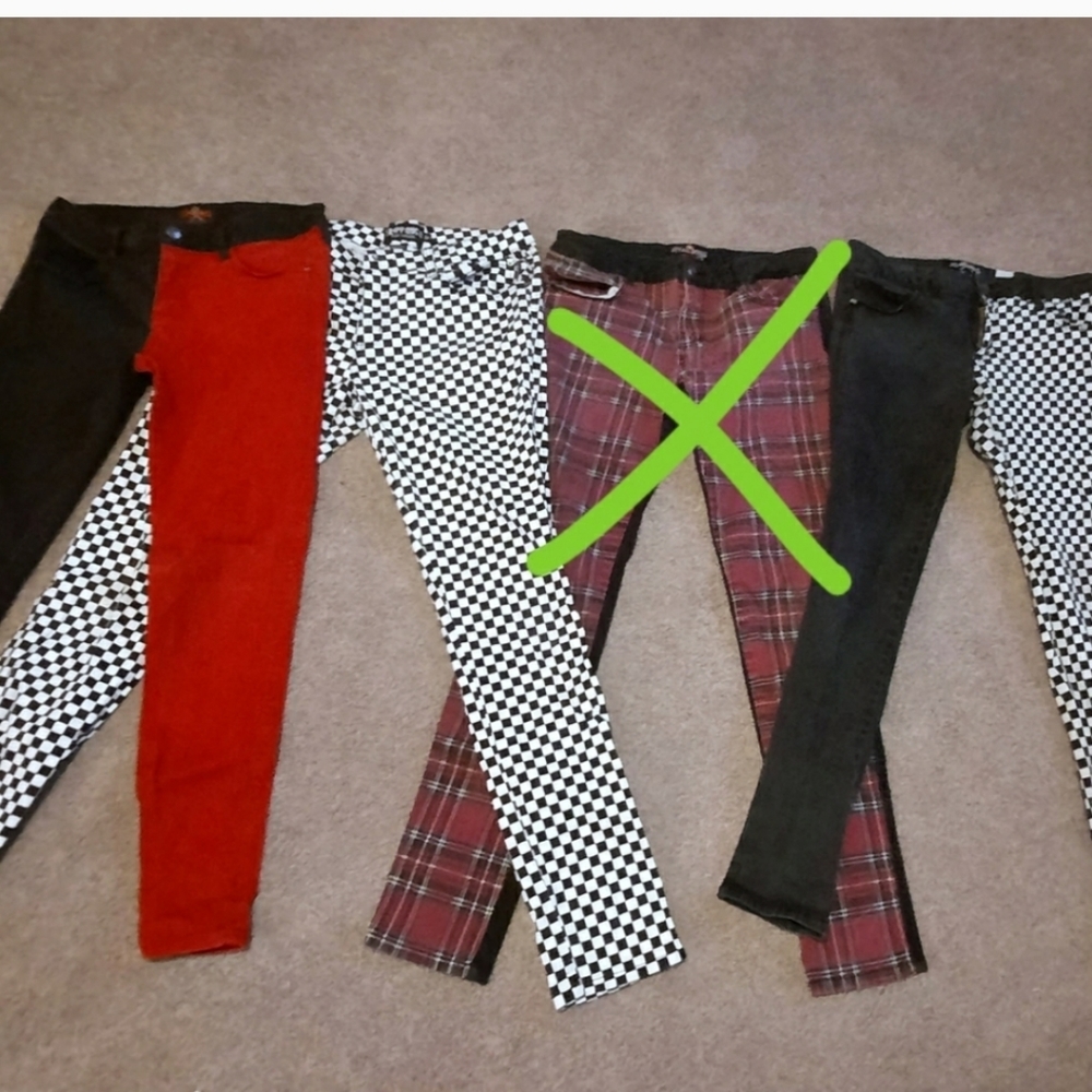 2 split leg pants Bundle Reserved